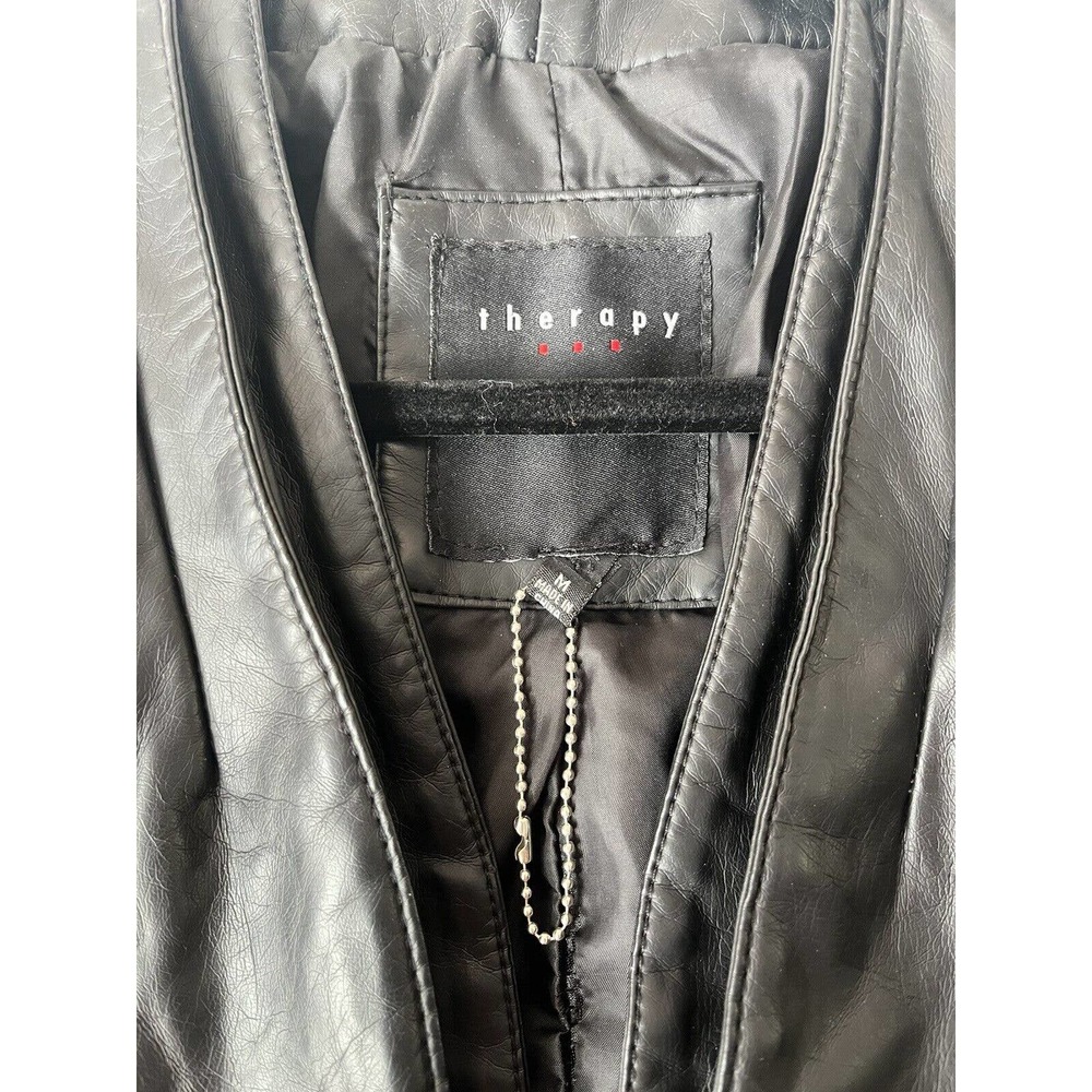 Therapy Black Faux Leather Open Front Cropped Biker Moto Jacket Womens Sz Medium - Picture 6 of 7